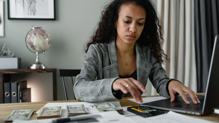 Master Your Savings Goals: A Complete Guide